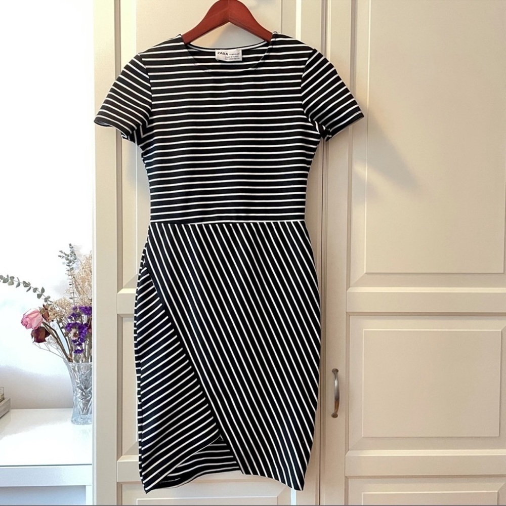 ZARA STRIPED MIDI DRESS SZ M